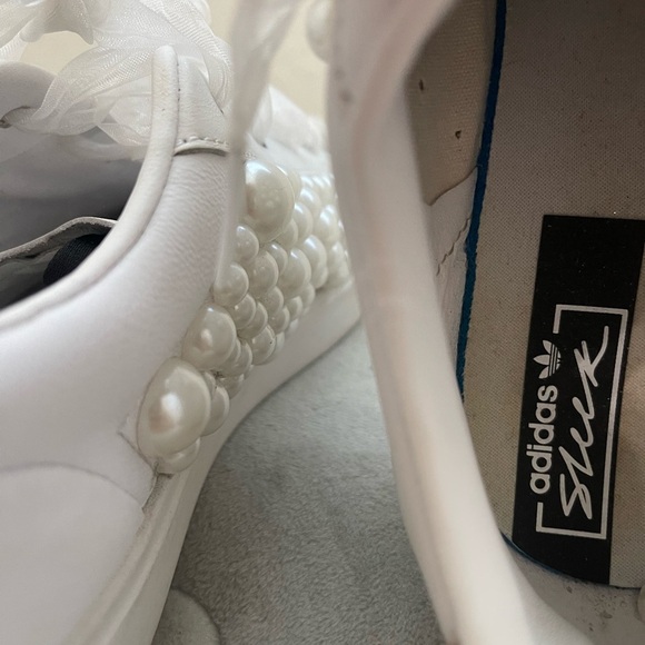 Custom adidas wedding sneakers - Picture 2 of 8